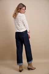Blouse unie en dentelle