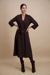 Robe midi col V