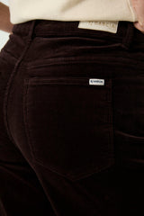 Pantalon en velours côtelé marron